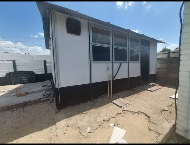3 BEDROOM HOUSE FOR SALE IN BRENTHURST